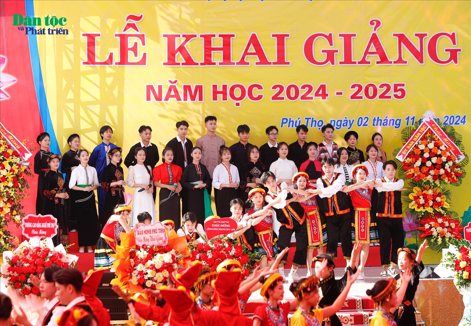 Nhà trường đã công nhận danh hiệu Giáo viên tâm huyết, sáng tạo cho 53 thầy cô và thưởng cho 18 thầy cô vì đã có thành tích tiêu biểu, xuất sắc. Toàn trường có 55 đề tài nghiên cứu khoa học, sáng kiến công tác; trong đó có 10 đề tài khoa học và công nghệ và 20 sáng kiến được Nhà trường xếp loại xuất sắc, 24 đề tài khoa học và công nghệ, sáng kiến xếp loại giỏi, 09 đề tài được công bố trên Tạp chí có phản biện, trên Kỷ yếu hội thảo khoa học. Sự thay đổi của giáo viên khi tham gia chương trình đáp ứng yêu cầu nâng cao chất lượng dạy học, phù hợp với đối tượng học sinh dự bị đại học và tiếp cận theo chương trình GDPT mới