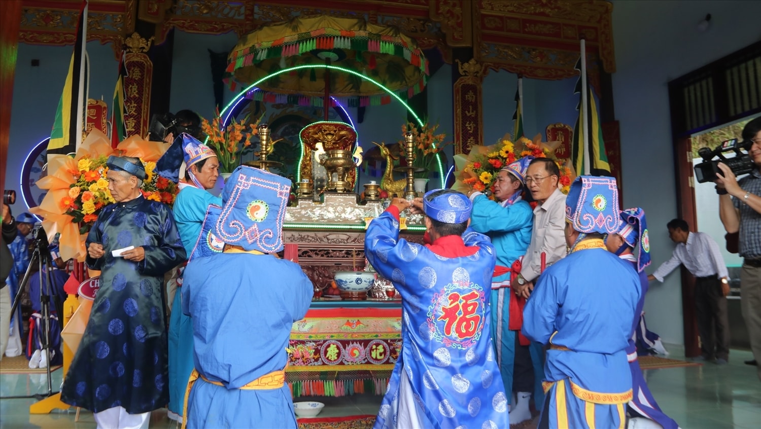Lễ hội cầu ngư ở Nhơn Lý. Lễ hội cầu ngư ở Nhơn Lý.