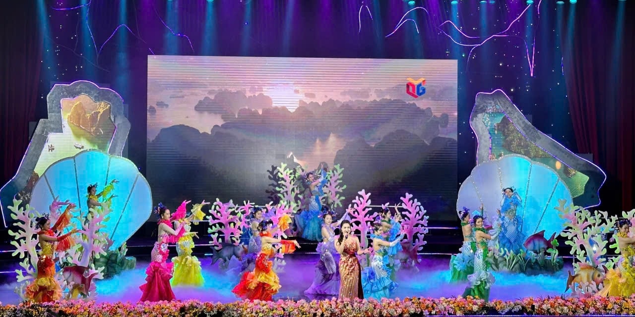 Các tiết mục văn nghệ  đều được đầu tư rất công phu, kỹ càng