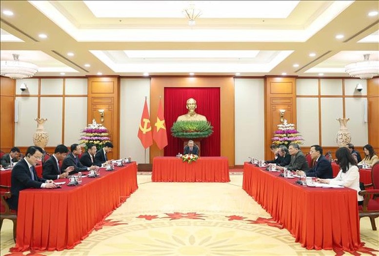 Tổng Bí thư Tô Lâm khẳng định Việt Nam luôn coi trọng và mong muốn thúc đẩy quan hệ Đối tác Chiến lược với Singapore phát triển ngày càng mạnh mẽ, đi vào chiều sâu, thực chất, hiệu quả - Ảnh: TTXVN Tổng Bí thư Tô Lâm khẳng định Việt Nam luôn coi trọng và mong muốn thúc đẩy quan hệ Đối tác Chiến lược với Singapore phát triển ngày càng mạnh mẽ, đi vào chiều sâu, thực chất, hiệu quả - Ảnh: TTXVN