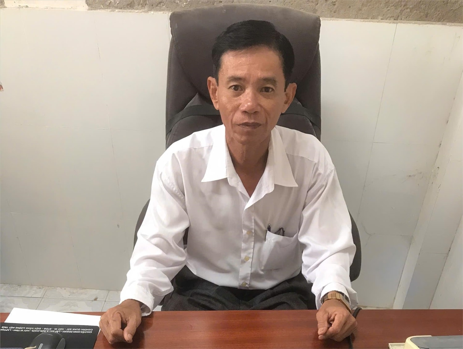 Ông Trần Văn Thanh, Phó Trưởng phòng Lao động - Thương binh và Xã hội thị xã Vĩnh Châu
