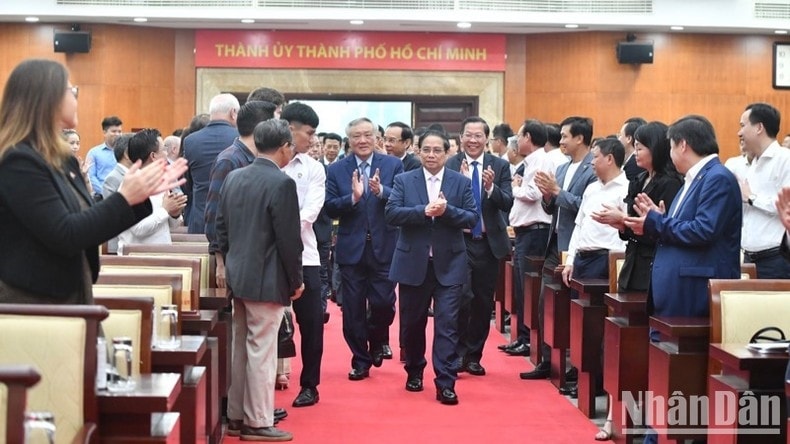 Thủ tướng Phạm Minh Chính tới dự và chủ trì Hội nghị. (Ảnh: THANH GIANG)