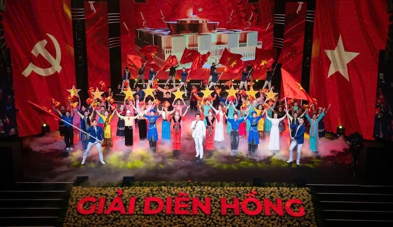 Lễ trao Giải báo chí toàn quốc về Quốc hội và Hội đồng nhân dân (Giải Diên Hồng) lần thứ ba - năm 2025 Lễ trao Giải báo chí toàn quốc về Quốc hội và Hội đồng nhân dân (Giải Diên Hồng) lần thứ ba - năm 2025