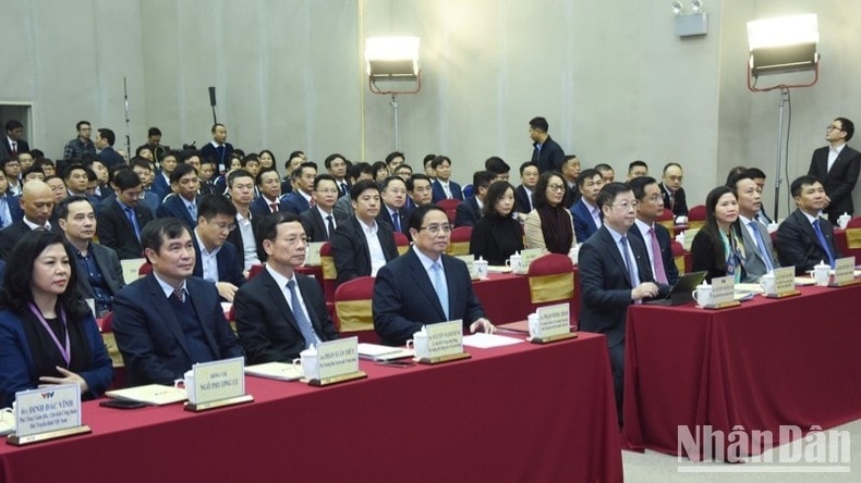 tướng Phạm Minh Chính và các đại biểu tham dự Hội nghị. (Ảnh: TRẦN HẢI) tướng Phạm Minh Chính và các đại biểu tham dự Hội nghị. (Ảnh: TRẦN HẢI)