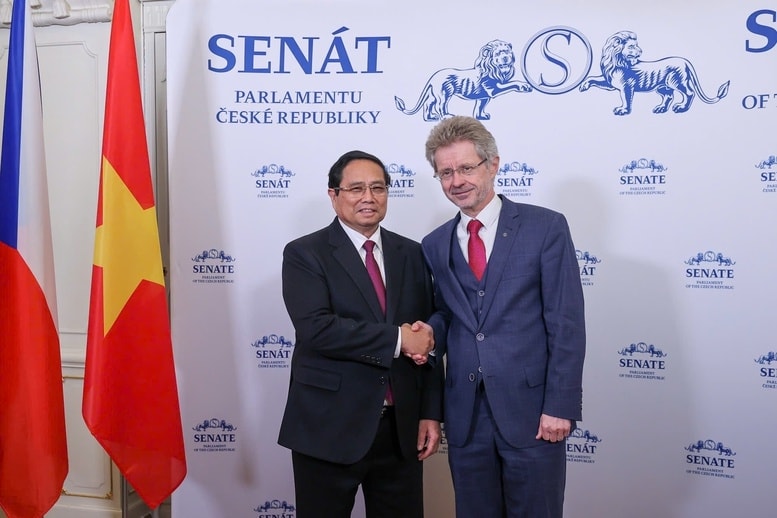 Thủ tướng Phạm Minh Chính và Chủ tịch Thượng viện Czech Milos Vystrcil - Ảnh: VGP/Nhật Bắc Thủ tướng Phạm Minh Chính và Chủ tịch Thượng viện Czech Milos Vystrcil - Ảnh: VGP/Nhật Bắc