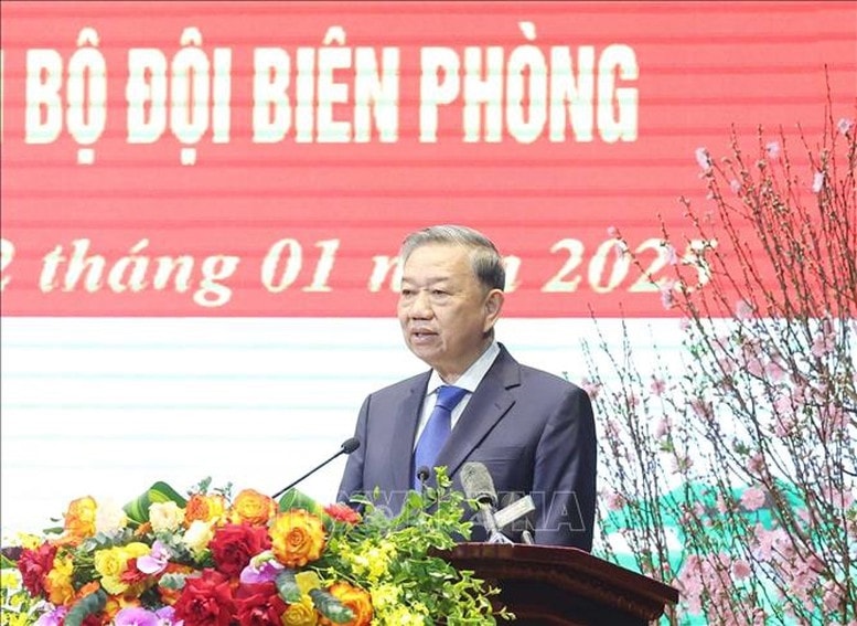 Tổng Bí thư Tô Lâm chúc Tết cán bộ, chiến sĩ Bộ đội Biên phòng. Ảnh: TTXVN Tổng Bí thư Tô Lâm chúc Tết cán bộ, chiến sĩ Bộ đội Biên phòng. Ảnh: TTXVN