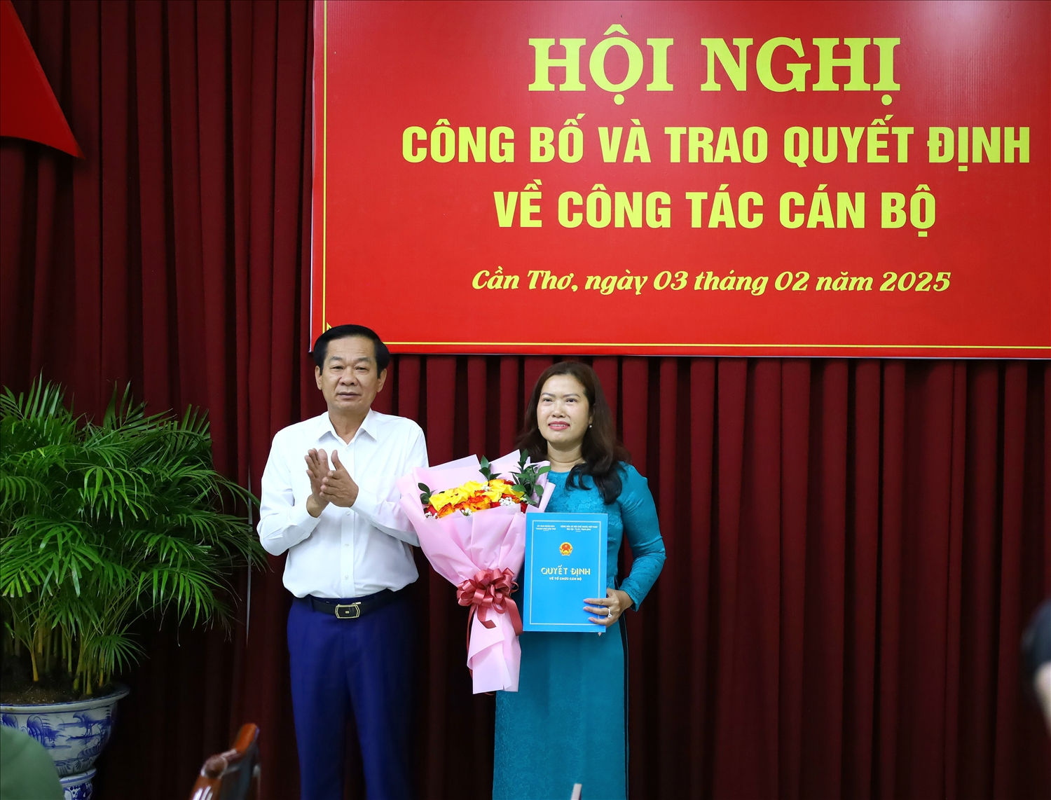 Cần Thơ: Công bố Quyết định của Thủ tướng về công tác nhân sự
