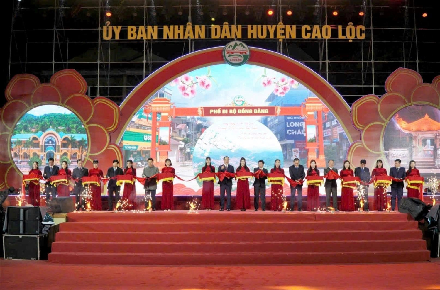Khai trường phố đi bộ Đồng Đăng Khai trường phố đi bộ Đồng Đăng