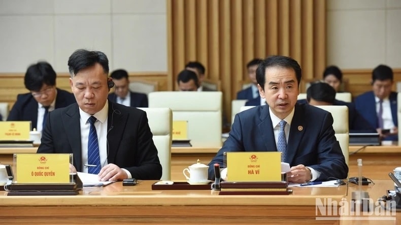 Đại sứ Trung Quốc tại Việt Nam Hà Vĩ phát biểu ý kiến tại Tọa đàm. (Ảnh: TRẦN HẢI) Đại sứ Trung Quốc tại Việt Nam Hà Vĩ phát biểu ý kiến tại Tọa đàm. (Ảnh: TRẦN HẢI)