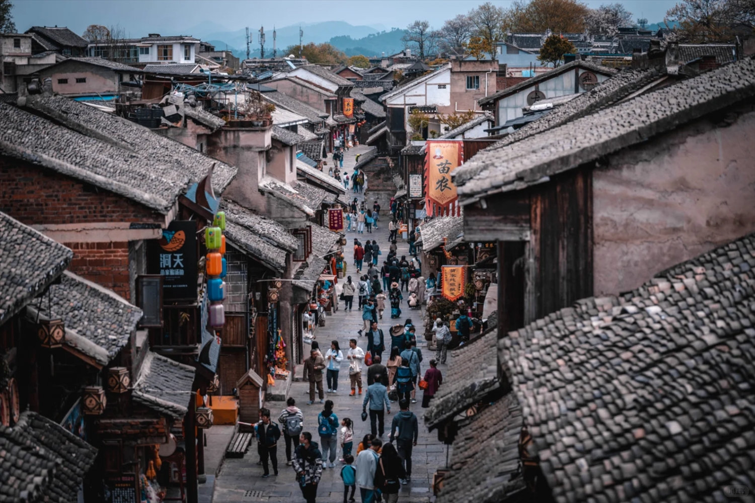 Thanh Nham cổ trấn (Trung Quốc) mỗi năm thu hút hàng triệu du khách tới tham quan