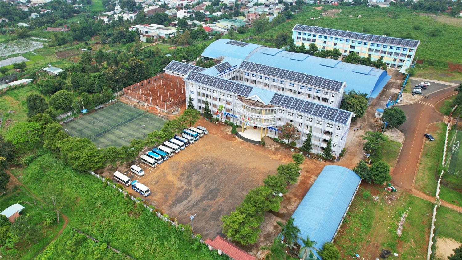 Trường liên cấp Sao Việt được đầu tư xây dựng với hệ thống phòng chức năng liên hoàn, khép kín tạo ra môi trường giáo dục hiện đại