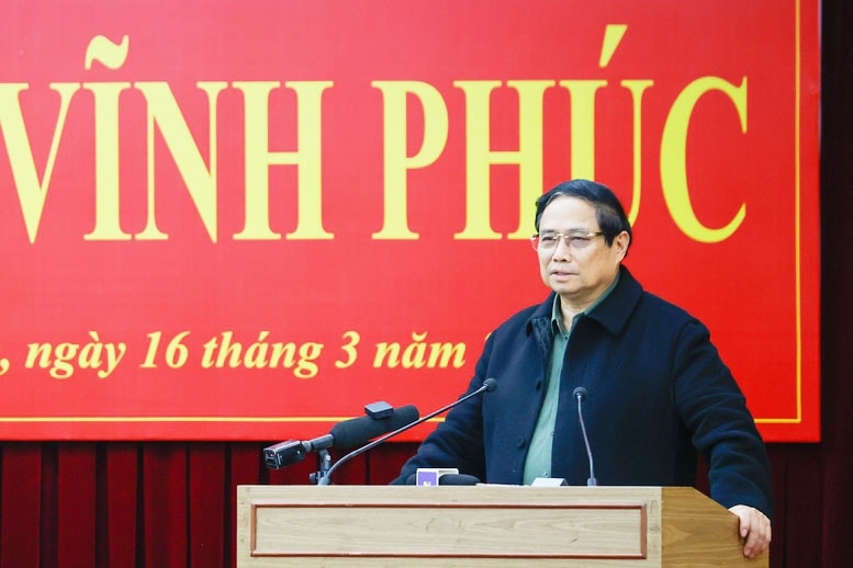 Thủ tướng nhấn mạnh Vĩnh Phúc phải tiên phong, mạnh mẽ, hiệu quả hơn nữa, tự lực, tự cường phát triển nhanh, bền vững - Ảnh: VGP/Nhật Bắc Thủ tướng nhấn mạnh Vĩnh Phúc phải tiên phong, mạnh mẽ, hiệu quả hơn nữa, tự lực, tự cường phát triển nhanh, bền vững - Ảnh: VGP/Nhật Bắc