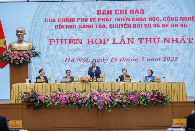 Thủ tướng Chính phủ Phạm Minh Chính chủ trì Phiên họp lần thứ nhất của Ban Chỉ đạo của Chính phủ về phát triển khoa học, công nghệ, đổi mới sáng tạo, chuyển đổi số và Đề án 06 - Ảnh: VGP/Nhật Bắc Thủ tướng Chính phủ Phạm Minh Chính chủ trì Phiên họp lần thứ nhất của Ban Chỉ đạo của Chính phủ về phát triển khoa học, công nghệ, đổi mới sáng tạo, chuyển đổi số và Đề án 06 - Ảnh: VGP/Nhật Bắc