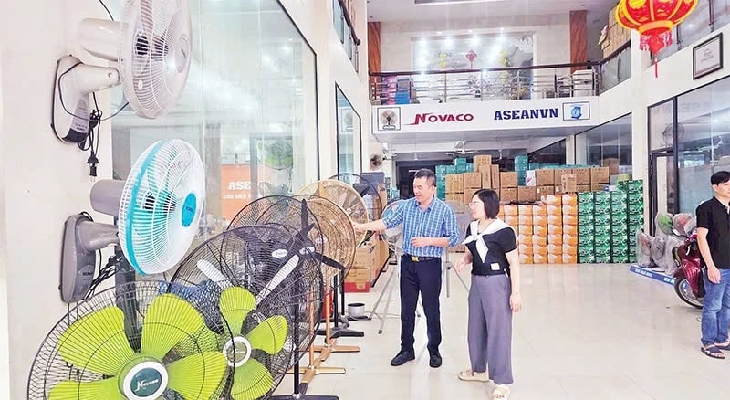 Gia đình ông Thân Văn Niên có 3 đời theo nghề kinh doanh
