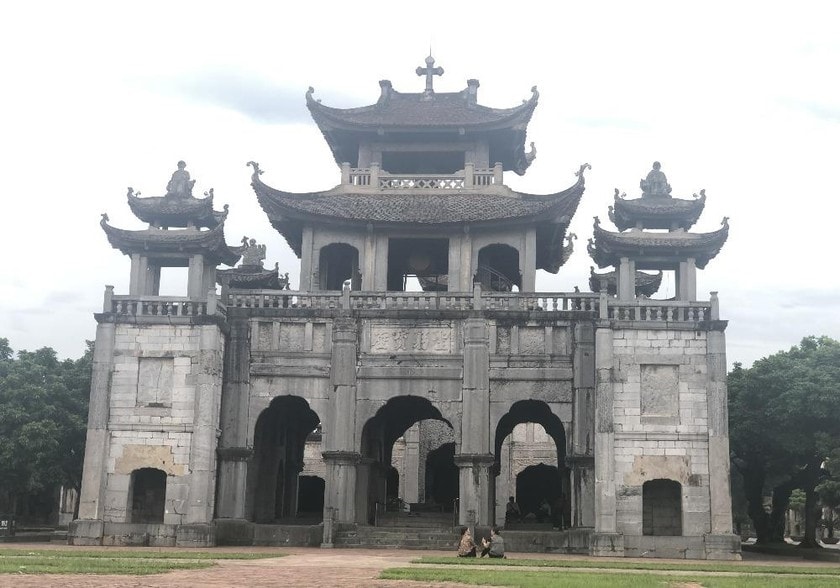 Kiệt tác Phương Đình trong quần thể kiến trúc nhà thờ đá Phát Diệm Kiệt tác Phương Đình trong quần thể kiến trúc nhà thờ đá Phát Diệm