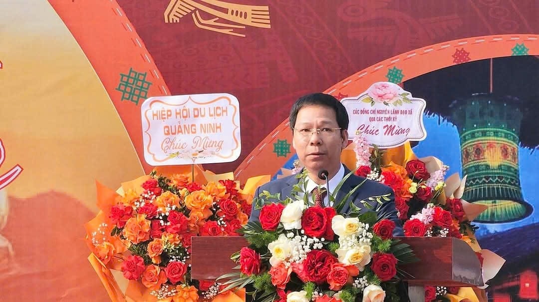 Chủ tịch UBND xã Thượng Yên Công Nguyễn Năng Năm phát biểu tại lễ khai mạc Chủ tịch UBND xã Thượng Yên Công Nguyễn Năng Năm phát biểu tại lễ khai mạc