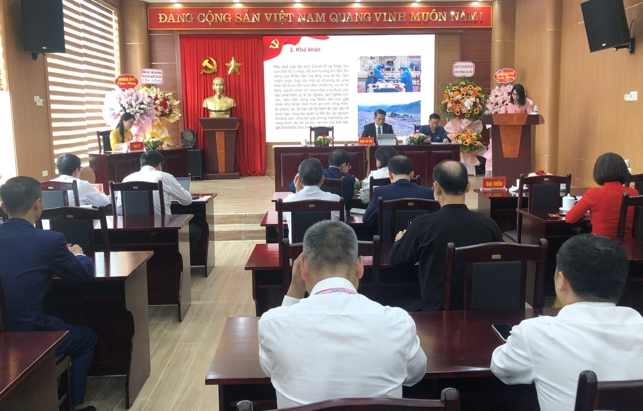 Việc triển khai công tác dân tộc, chính sách dân tộc trên địa bàn tỉnh Lào Cai thời gian qua đạt nhiều kết quả tích cực Việc triển khai công tác dân tộc, chính sách dân tộc trên địa bàn tỉnh Lào Cai thời gian qua đạt nhiều kết quả tích cực