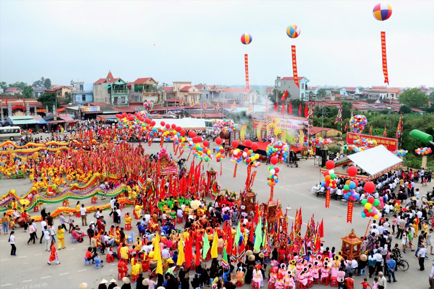 Nhiều hoạt động văn hóa thể thao dân gian cổ truyền tại Lễ hội. (Ảnh TL)