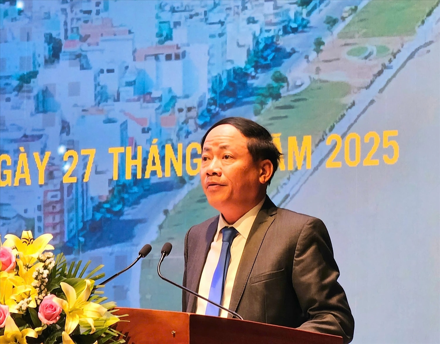 Ông Phạm Anh Tuấn, Chủ tịch UBND tỉnh Bình Định phát biểu tại diễn đàn Ông Phạm Anh Tuấn, Chủ tịch UBND tỉnh Bình Định phát biểu tại diễn đàn