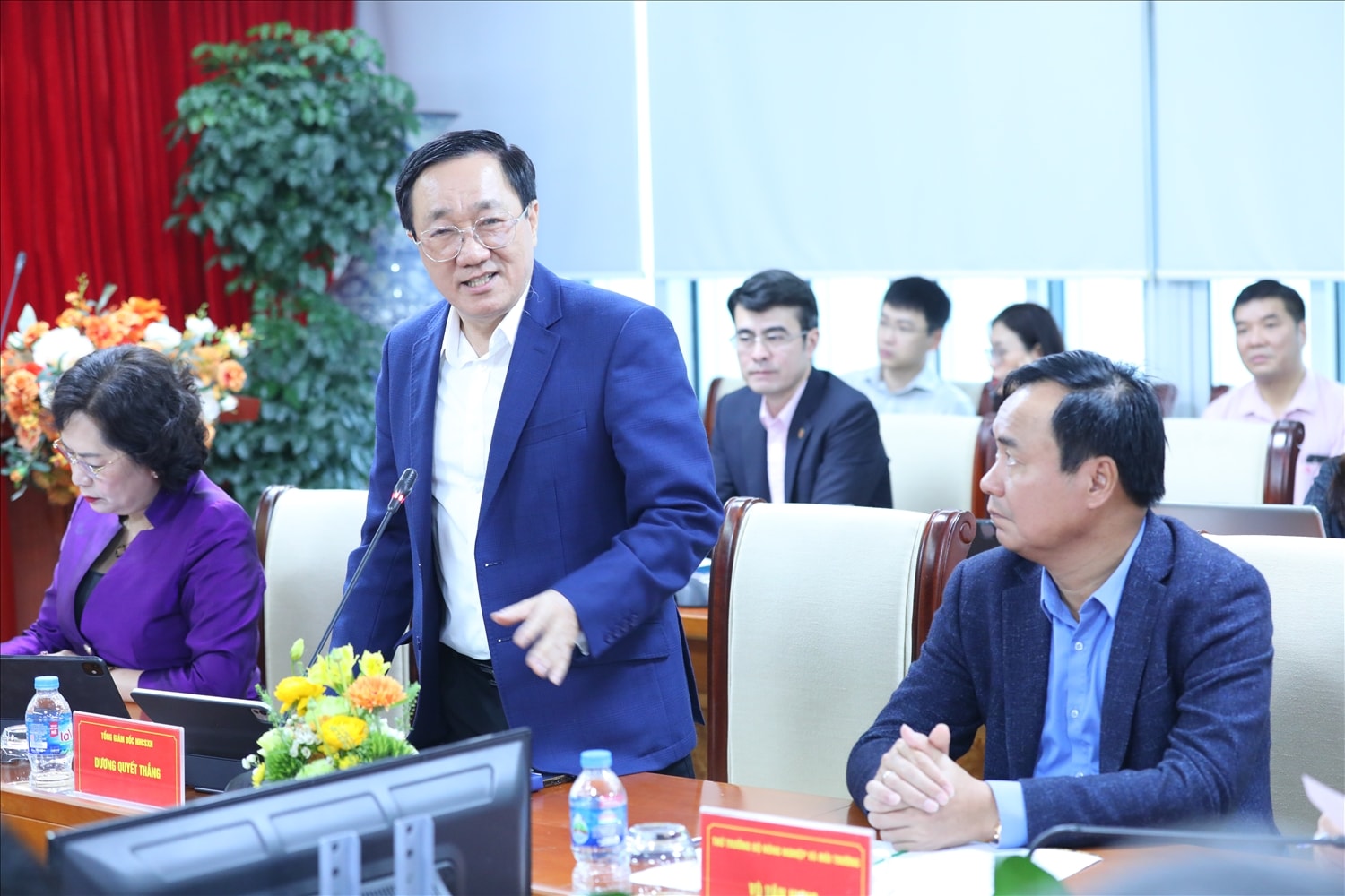 Tổng Giám đốc NHCSXH Dương Quyết Thắng báo cáo kết quả hoạt động của NHCSXH trong thời gian qua Tổng Giám đốc NHCSXH Dương Quyết Thắng báo cáo kết quả hoạt động của NHCSXH trong thời gian qua