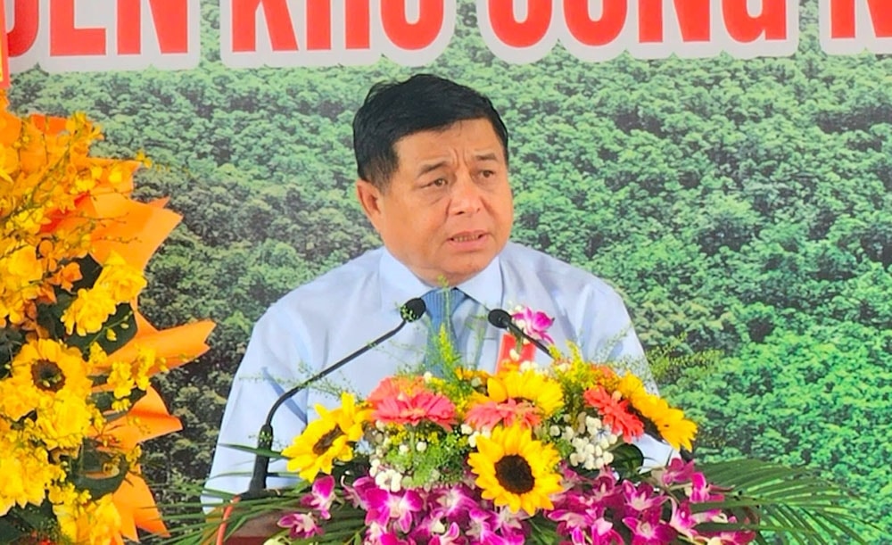 Phó Thủ tướng Nguyễn Chí Dũng biểu chỉ đạo tại Lễ khánh thành Dự án tuyến đường kết nối từ Quốc lộ 19 đến Khu công nghiệp, Đô thị và Dịch vụ Becamex VSIP Phó Thủ tướng Nguyễn Chí Dũng biểu chỉ đạo tại Lễ khánh thành Dự án tuyến đường kết nối từ Quốc lộ 19 đến Khu công nghiệp, Đô thị và Dịch vụ Becamex VSIP