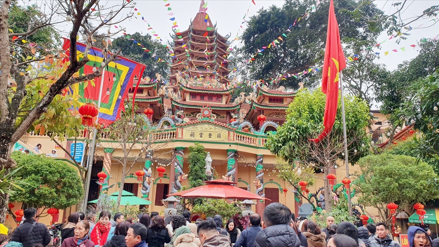 Lễ hội Đồng Đăng được tổ chức vào ngày 10 tháng Giêng hàng năm, mang đậm nét văn hóa tín ngưỡng dân gian Việt Nam