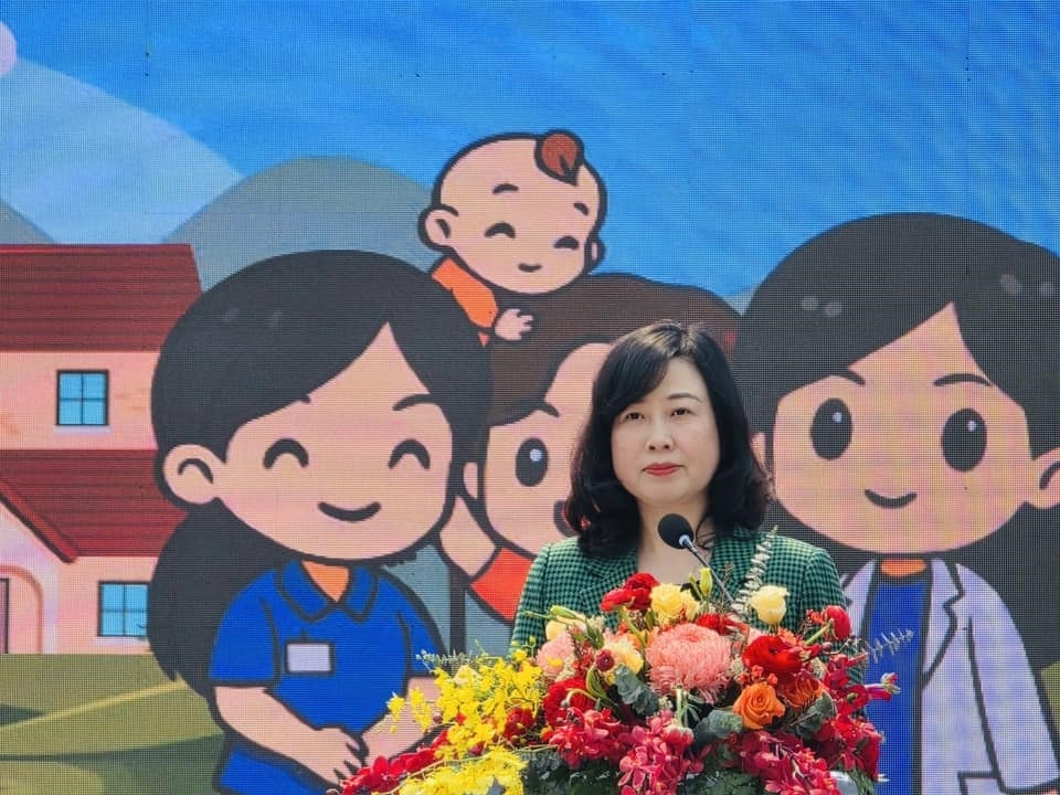 Bộ trưởng Bộ Y tế Đào Hồng Lan phát biểu tại Lễ mít tinh hưởng ứng Ngày Sức khỏe Thế giới năm 2025.