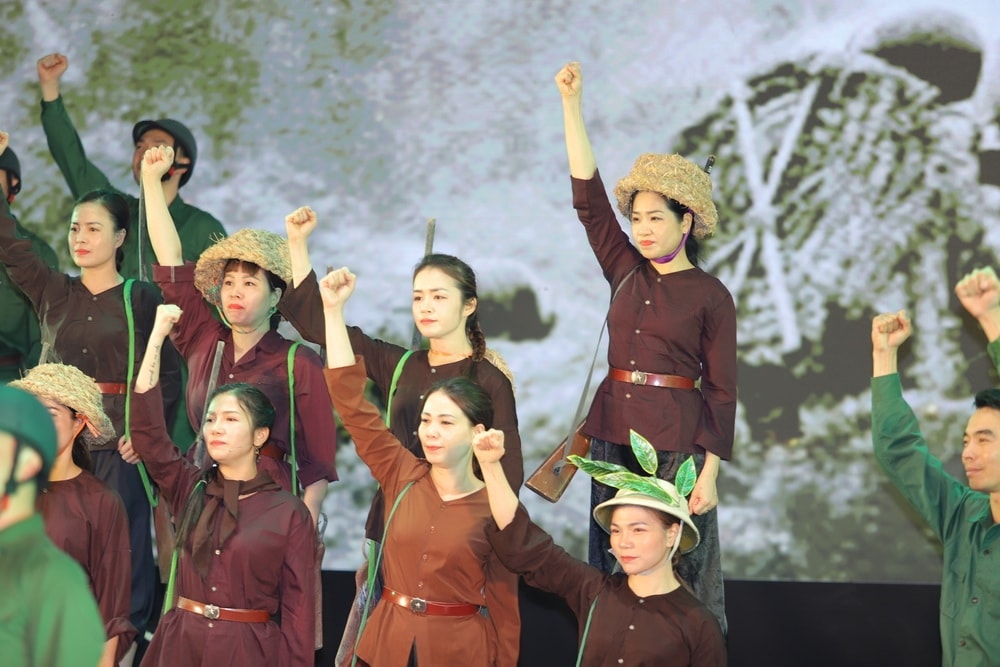 Chương trình nghệ thuật đặc sắc, tái hiện lại giá trị lịch sử