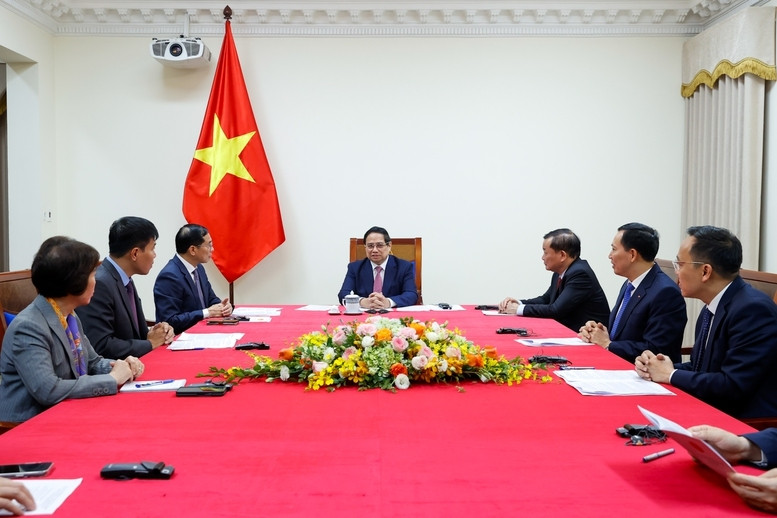 Hai Thủ tướng nhất trí sẽ tiếp tục trao đổi, tăng cường tin cậy, phối hợp có các biện pháp để làm sâu sắc hơn nữa Quan hệ Đối tác Chiến lược toàn diện, vì hòa bình, ổn định, phồn vinh của hai nước, của khu vực và thế giới - Ảnh: VGP/Nhật Bắc Hai Thủ tướng nhất trí sẽ tiếp tục trao đổi, tăng cường tin cậy, phối hợp có các biện pháp để làm sâu sắc hơn nữa Quan hệ Đối tác Chiến lược toàn diện, vì hòa bình, ổn định, phồn vinh của hai nước, của khu vực và thế giới - Ảnh: VGP/Nhật Bắc