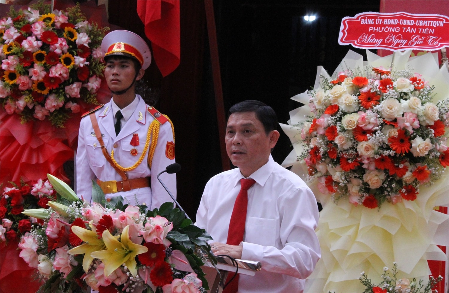 Phó Chủ tịch UBND tỉnh Đắk Lắk kính cáo trước anh linh các vị Vua Hùng