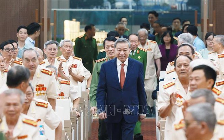 Tổng Bí thư Tô Lâm gặp mặt cán bộ Công an chi viện chiến trường miền Nam