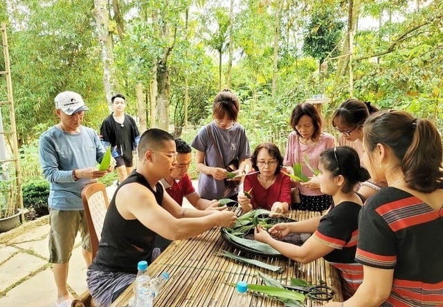 Trong nhiều năm qua, A Lưới cũng chú trọng đầu tư để phát triển du lịch cộng đồng để tạo sinh kế cho nhiều hộ  đồng bào DTTS