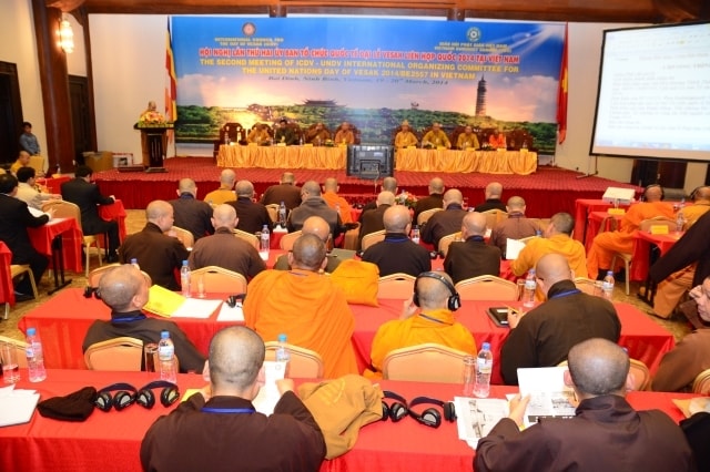 Để hỗ trợ GHPGVN tổ chức thành công Đại lễ Vesak LHQ năm 2014, thực hiện chỉ đạo của Thủ tướng Chính phủ, một tổ công tác liên ngành được thành lập, Thường trực là Ban Tôn giáo Chính phủ. (Trong ảnh: Hội nghị lần thứ hai Ủy ban tổ chức Quốc tế đại lễ Vesak LHQ 2014 tổ chức ngày 20/3/2014)