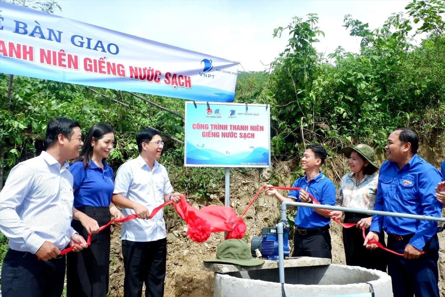 Trên địa bàn huyện Trà Bồng ngày càng nhiều công trình nước sạch phục vụ người dân