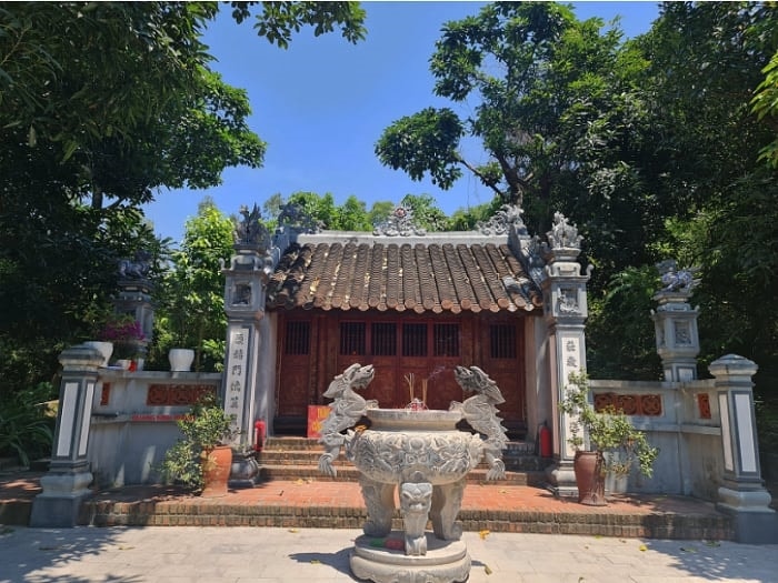 Đền Hậu (điện thời), nơi thờ Mẫu Liễu Hạnh 