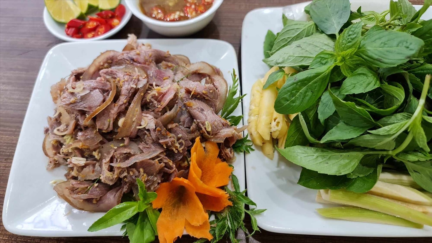 Dê tái chanh - đặc sản truyền thống của Ninh Bình