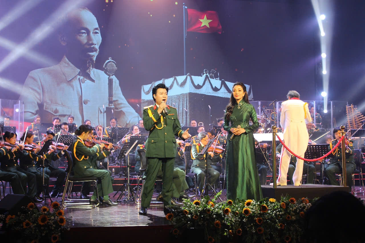 Những ca khúc gợi nhớ lại lịch sử hào hùng của dân tộc