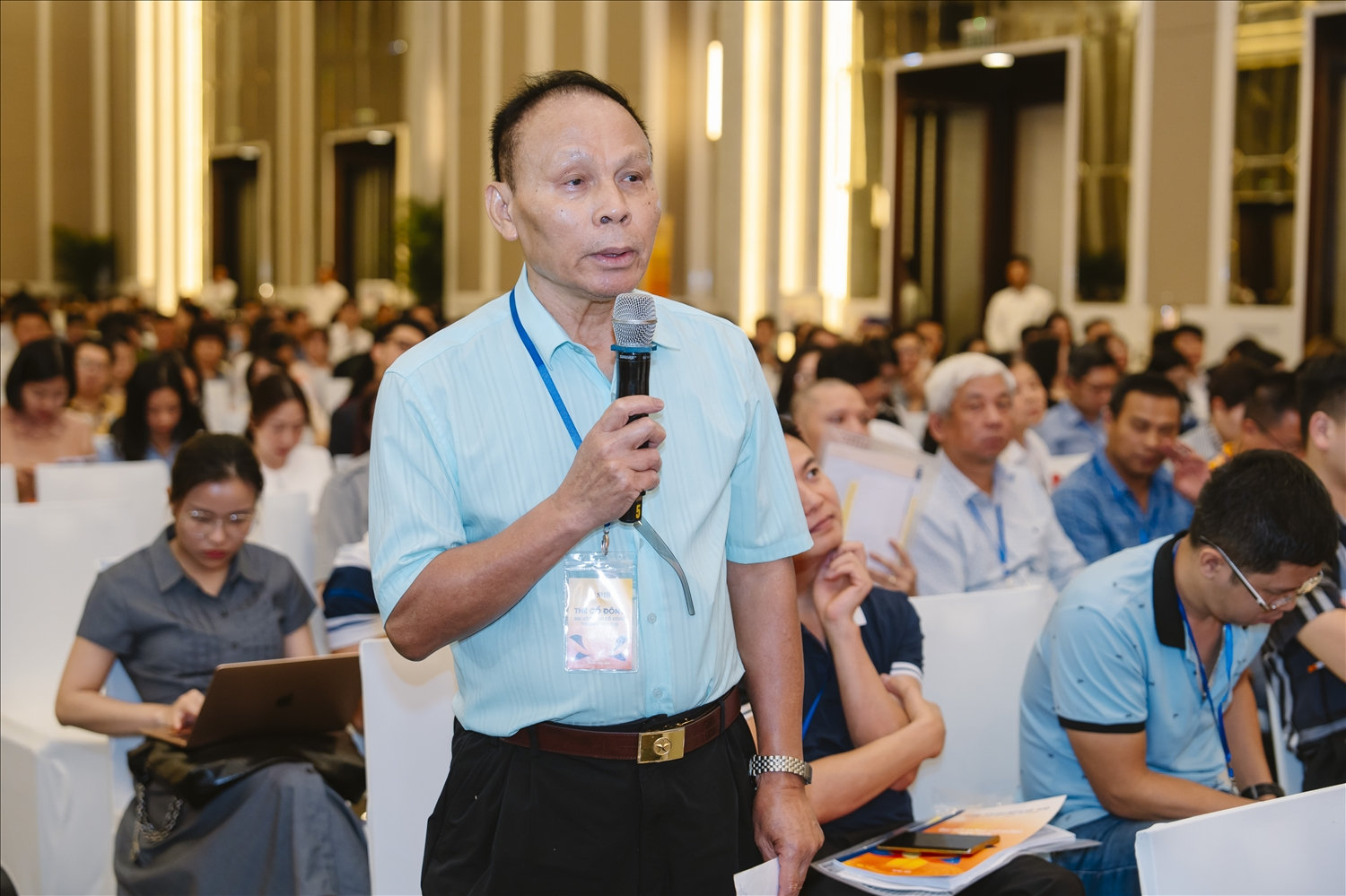 (chuyên đề) ĐHĐCĐ SHB: Bứt phá vươn tầm trong kỷ nguyên mới, kế hoạch lợi nhuận tăng 25%, cổ đông tin tưởng đồng hành 1