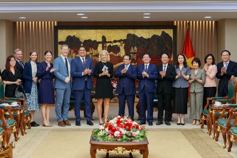 Lãnh đạo Tập đoàn SYRE cho biết muốn lựa chọn Việt Nam làm địa điểm đầu tư chiến lược do Việt Nam đang phát triển mạnh về năng lượng xanh, cũng có ngành dệt may mạnh - Ảnh: VGP/Nhật Bắc