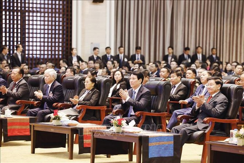 Dẫn nguồn - Giao lưu hữu nghị Việt - Lào: 'Tình sâu hơn nước Hồng Hà - Cửu Long' 2