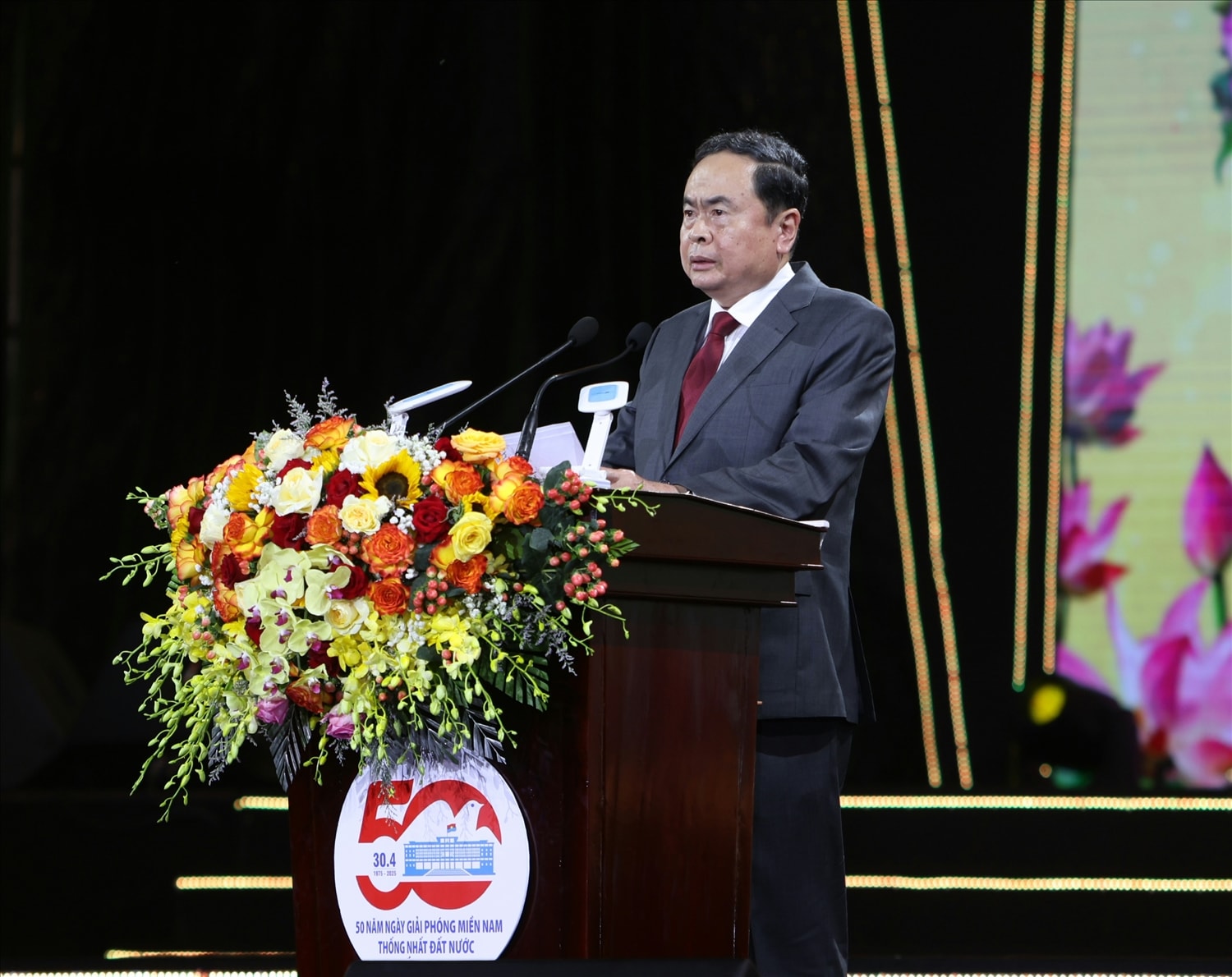 Chủ tịch Quốc hội, Trần Thanh Mẫn phát biểu tại buổi Lễ kỷ niệm 50 năm Ngày Giải phóng miền Nam, thống nhất đất nước tại TP. Cần Thơ 