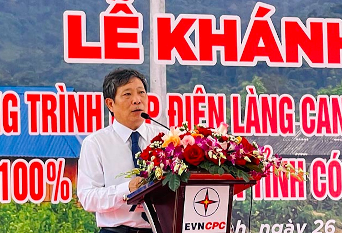 Ông Thái Minh Châu, Giám đốc Công ty Điện lực Bình Định phát biểu tại buổi lễ