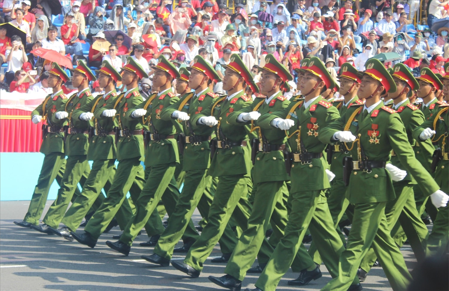 Các khối diễu binh thuộc lực lượng Công an Nhân dân