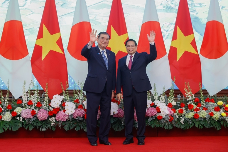 Thủ tướng Phạm Minh Chính và Thủ tướng Nhật Bản Ishiba Shigeru - Ảnh: VGP/Nhật Bắc