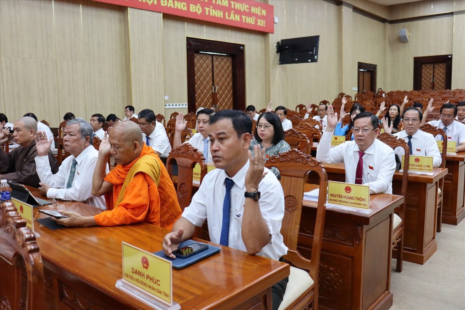 Các đại biểu HĐND tỉnh Kiên Giang tán thành cao về chủ trương hợp nhất hai tỉnh Các đại biểu HĐND tỉnh Kiên Giang tán thành cao về chủ trương hợp nhất hai tỉnh