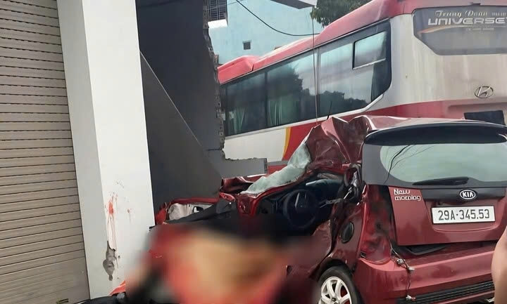 Hiện trường vụ tai nạn khiến một người chết và nhiều người bị thương