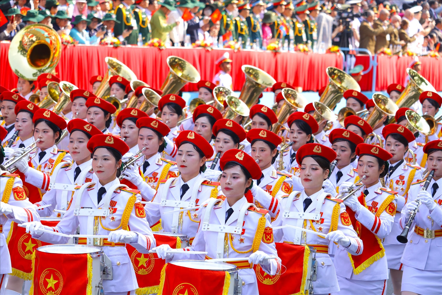 Khối nữ Quân nhạc