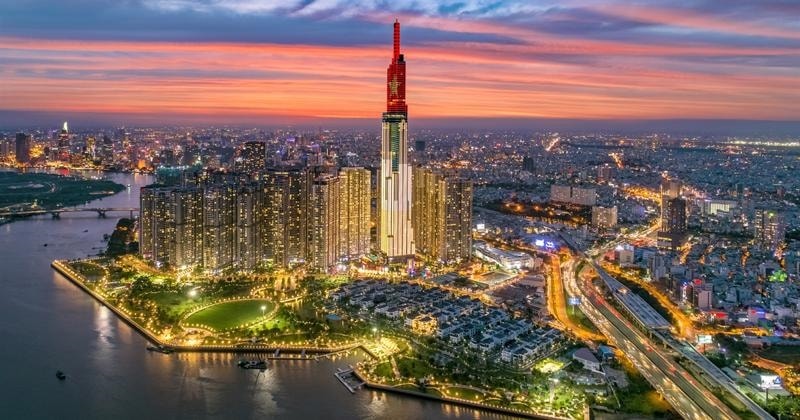50 năm hành trình, TP. Hồ Chí Minh đã vươn mình thành siêu đô thị