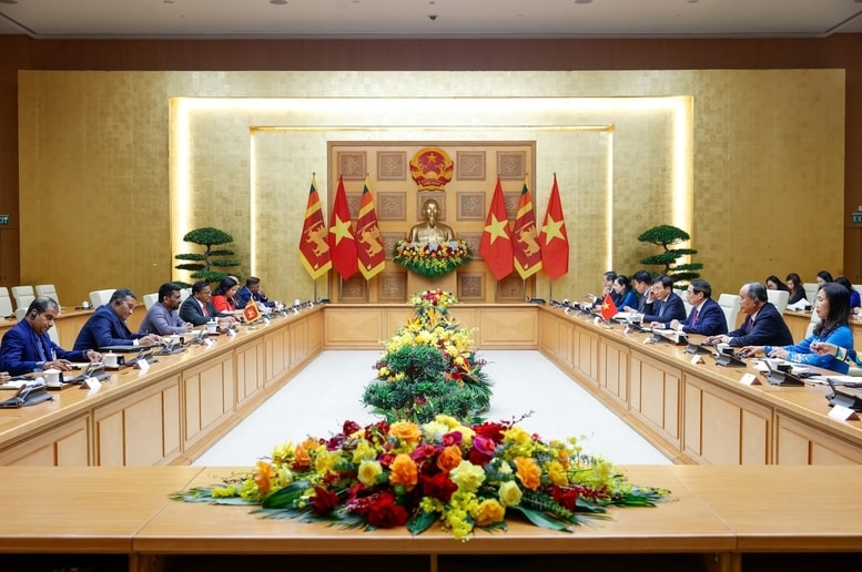 Hai nhà lãnh đạo nhất trí mở rộng hợp tác về chuyển đổi số, chuyển đổi xanh, phát triển nông nghiệp công nghệ cao, tăng cường hợp tác về khoa học và công nghệ, nhất là công nghệ mới - Ảnh: VGP/Nhật Bắc