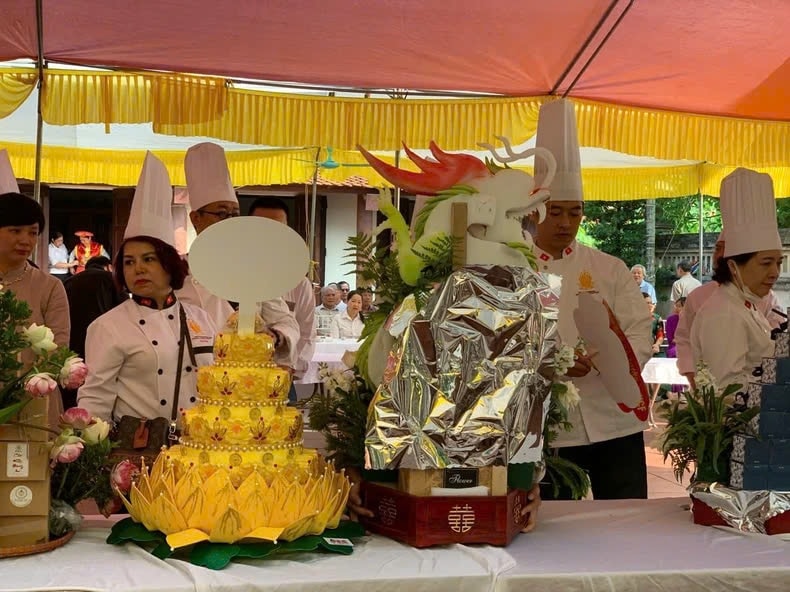 Dâng hương tưởng nhớ Hoàng tử Lang Liêu, tôn vinh văn hóa ẩm thực dân tộc 